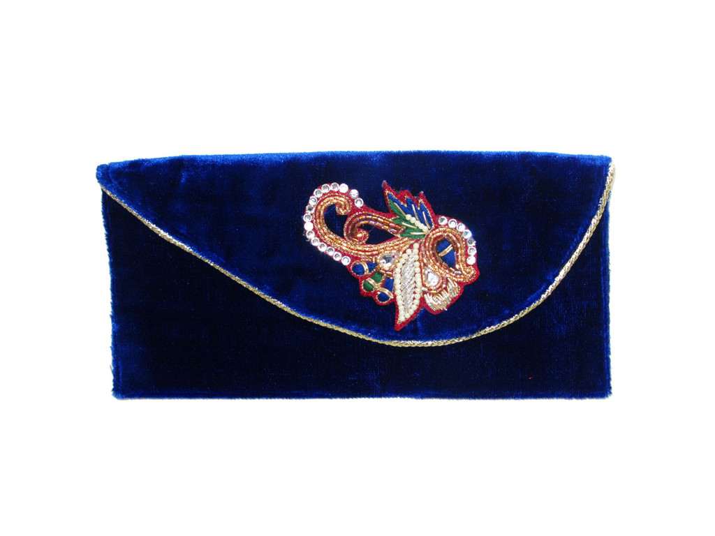 Blue velvet with silver Broach hand Clutch - Click Image to Close