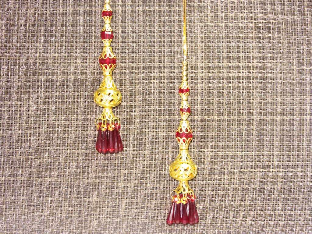 Red & Gold Handcrafted Kaleeri - Click Image to Close