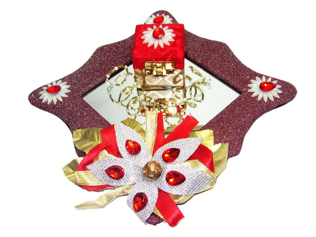 Red & gold with ribbon Ring platter - Click Image to Close