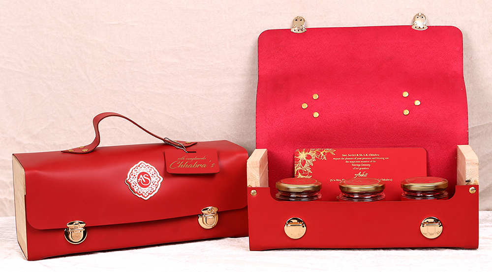 Red color wedding inserts and sweet jars in a bag like box - Click Image to Close
