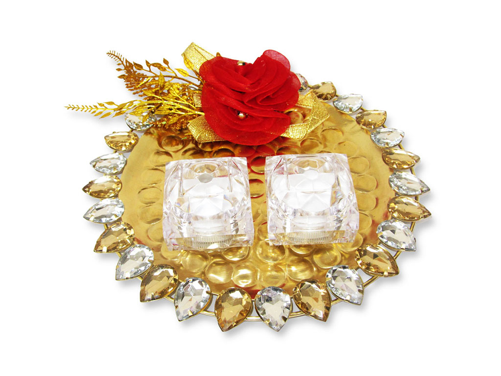Ring Platter in Golden with Flowers, White & Golden Stones - Click Image to Close