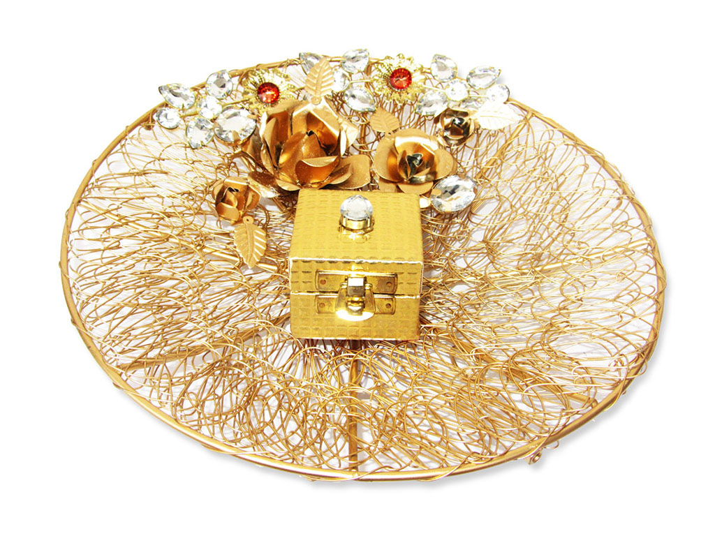 Ring Tray with Cane Mesh Base and Golden Box - Click Image to Close