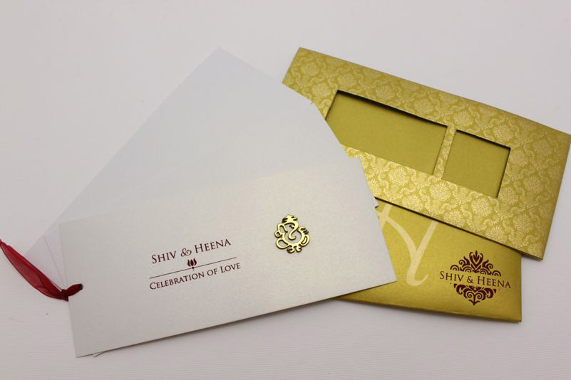 Royal golden wedding card with Ganesha & pull out inserts - Click Image to Close