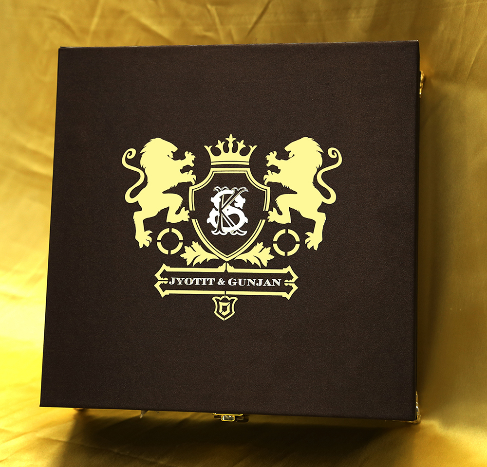 Royal wedding box invite in brown with designer inserts & sweet jars - Click Image to Close