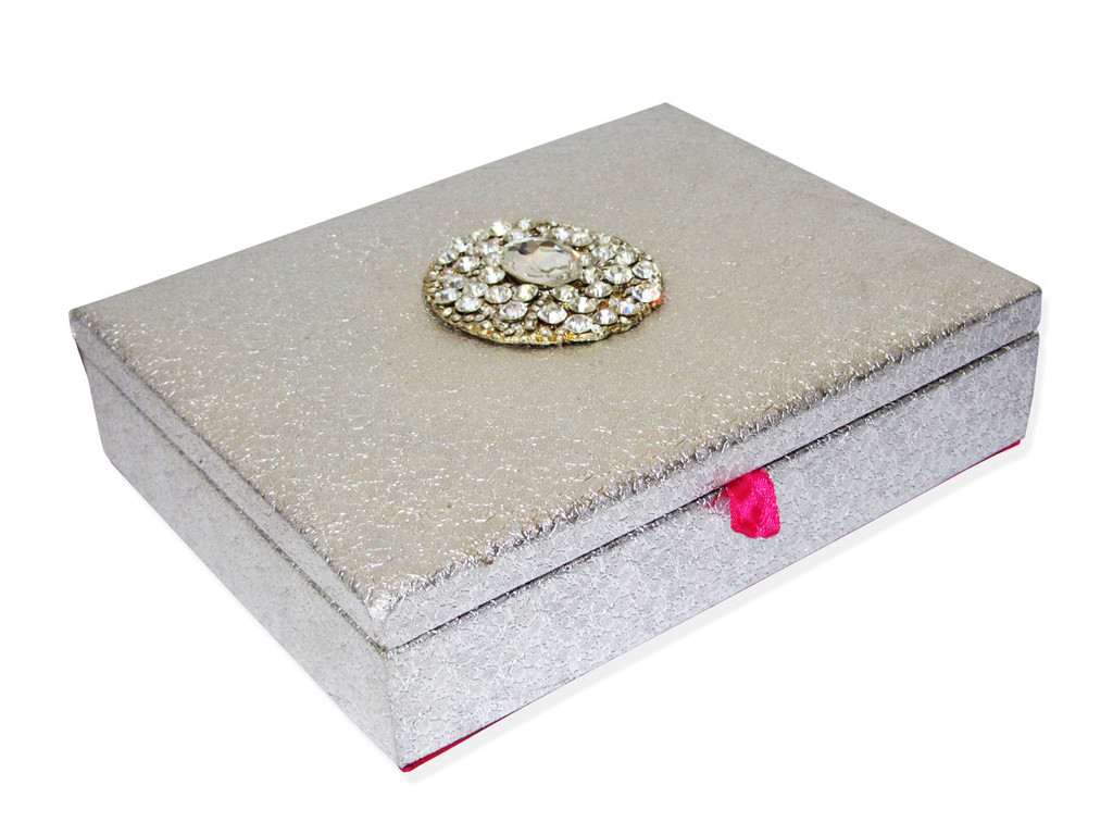 Silver broach Jewellery Box - Click Image to Close