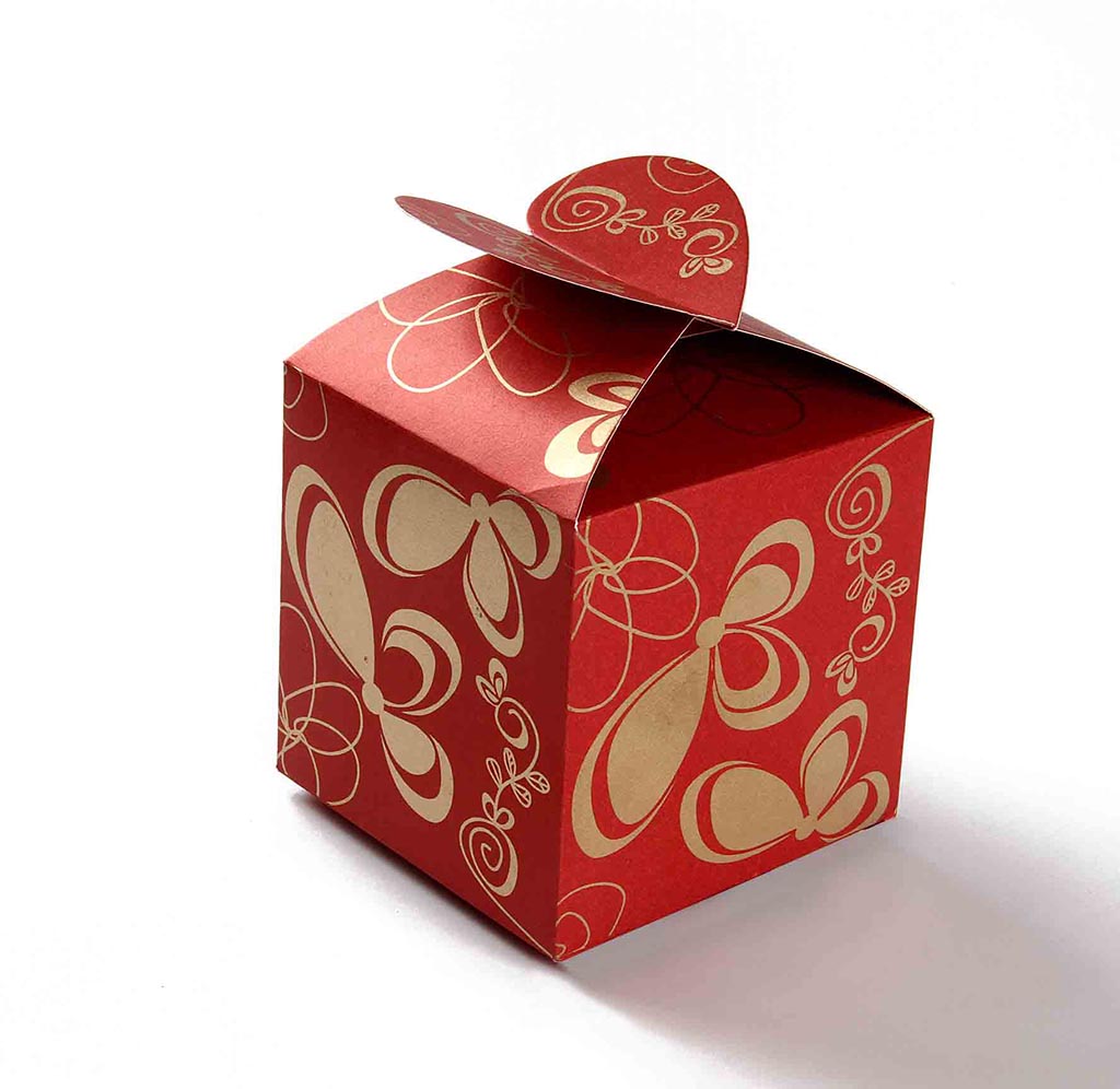 Square Wedding Party Favor Box in Red with a Butterfly Flap - Click Image to Close