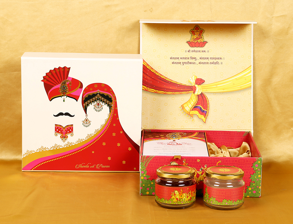 Traditional Indian box invite with Dulha Dulhan & baraat design