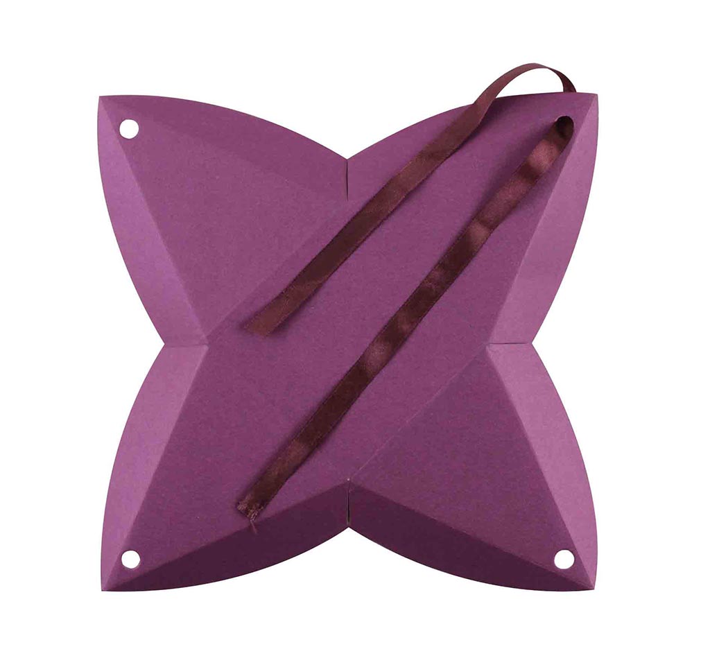 Triangular Wedding Party Favor Box in Purple Color - Click Image to Close