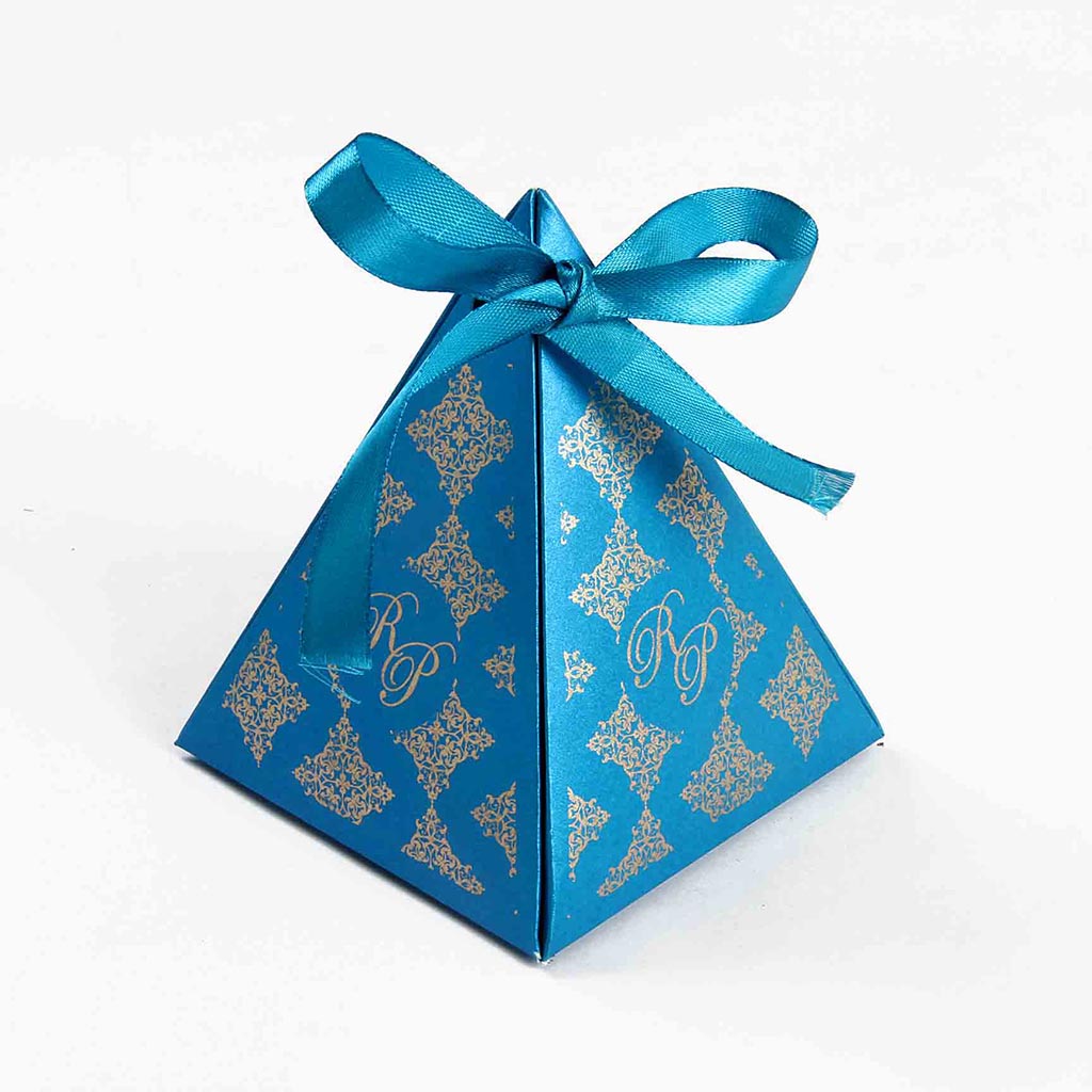 Triangular Wedding Party Favor Box in Sky Blue Color - Click Image to Close