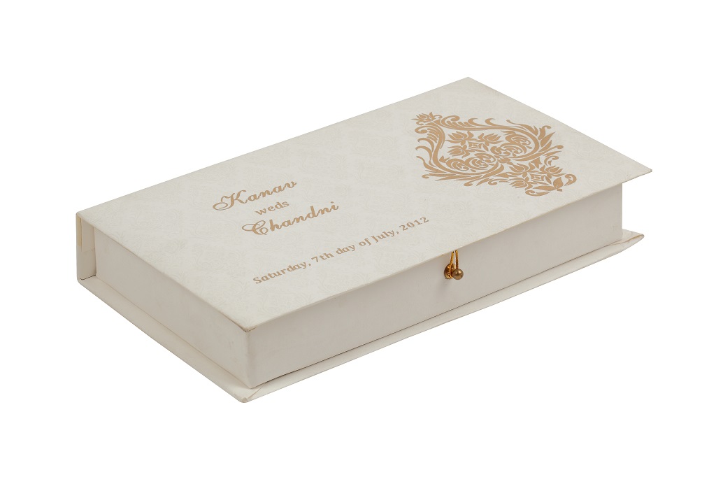 Golden Wedding Favour Box With Cream Ribbon Featuring Pearl Brooch  Embellishment - Luxury Wedding Invitations, Handmade Invitations & Wedding  Favors