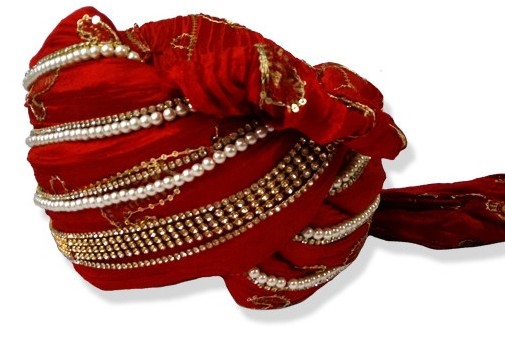 Grooms Turban in Red silk in border embroidered with stones - Click Image to Close