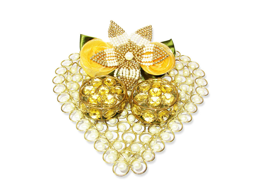 White Stone Studded Ring Platter with Ring Cases - Click Image to Close