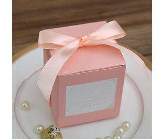 Pink color square wedding favor and gift boxes