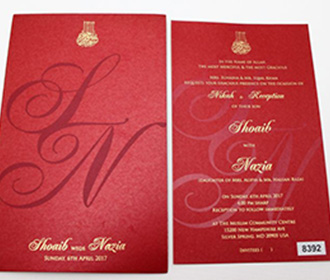 SImple pull out wedding card in maroon with golden motif