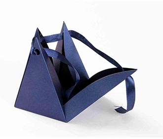 Triangular Wedding Party Favor Box in Royal Blue Color